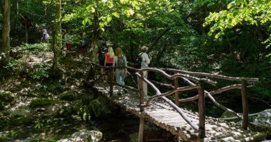 Локация во время экскурсии: Большой Каньон Крыма