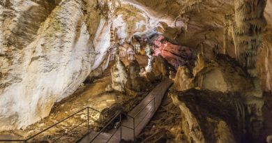 Экскурсии в `Пещера Эмине-Баир-Хосар` из с. Береговое