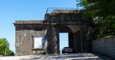 Интересный ракурс: Байдарские ворота