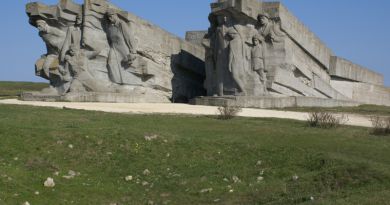 Экскурсии в Аджимушкайские каменоломни из с. Береговое 2024